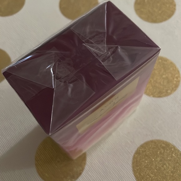 New!!💕 Avon Far Away - Picture 3 of 5